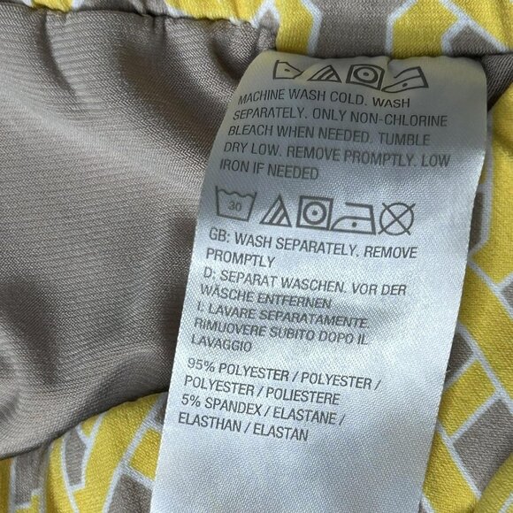 Susan Graver Skort Womens S Yellow Liquid Knit Geometric Pull On Stretch Pockets - Picture 4 of 11